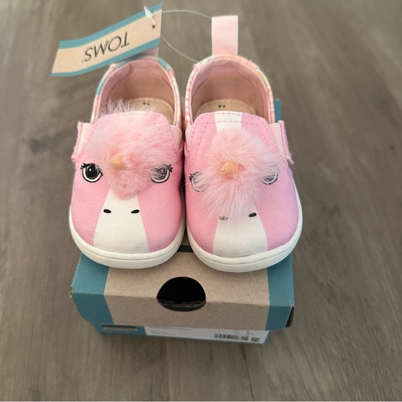 Tom’s Girls Alpargata Loafer Flat Unicorn Size 4 - Picture 2 of 4